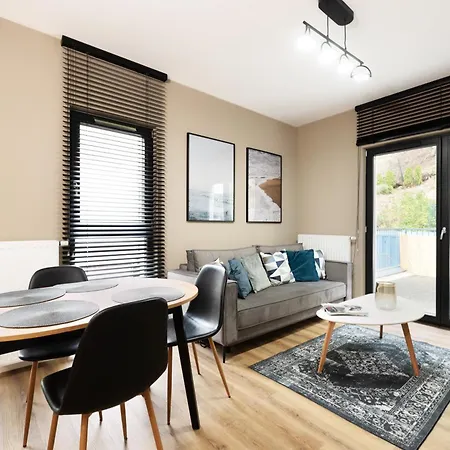 Modern Beige And Grey 3city In By Renters * Gdynia