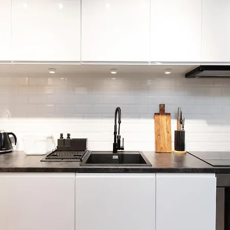 Modern Beige And Grey 3city In By Renters *